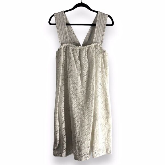 Everlane Size Medium White Eyelet Dress Sleeveless Smocked‎ Shift Sleeveless - Picture 1 of 16
